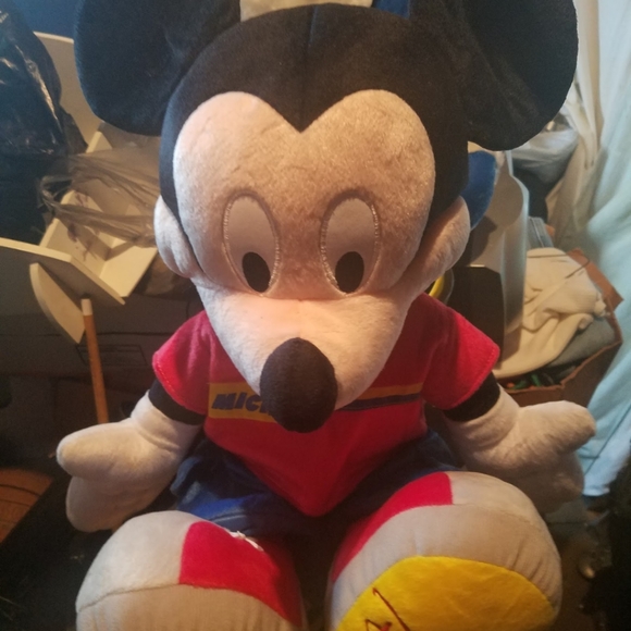 Mickey - Picture 2 of 3